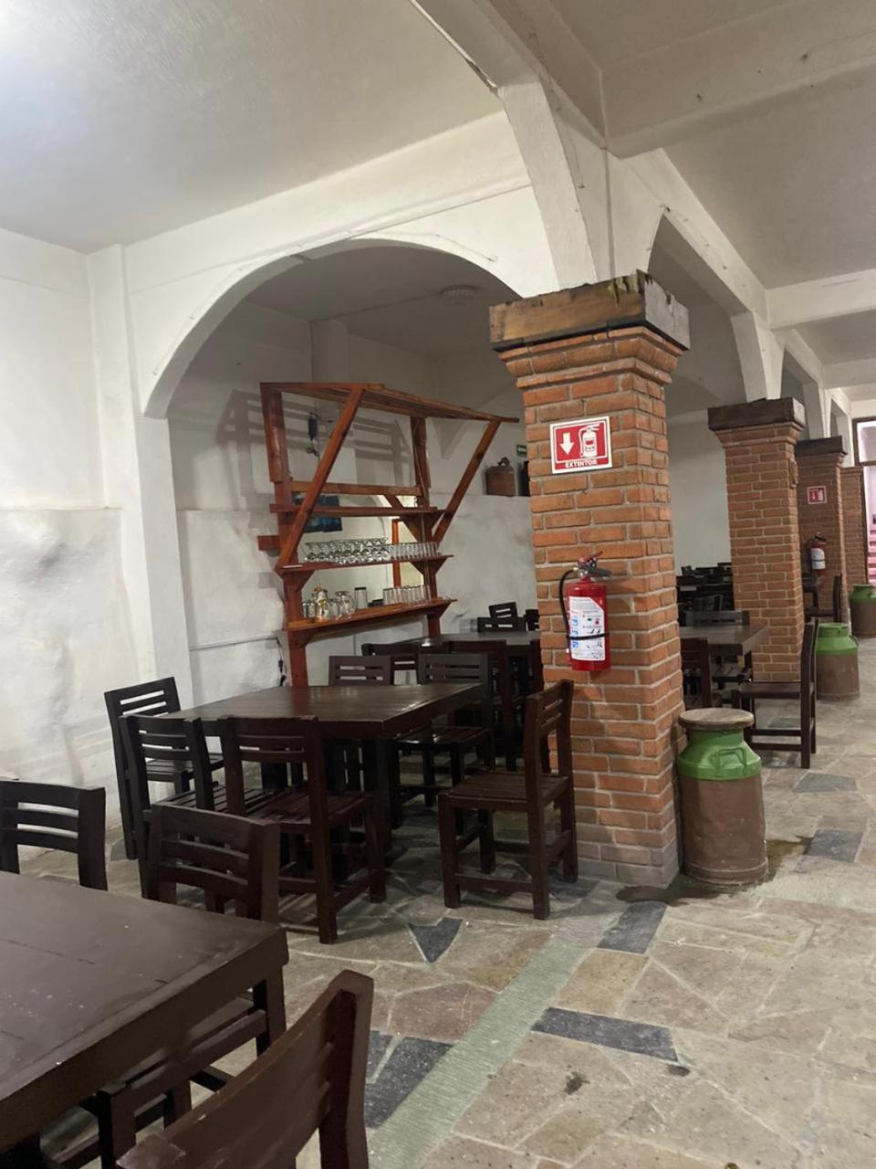Hermanos Feregrino Bernal Buitenkant foto